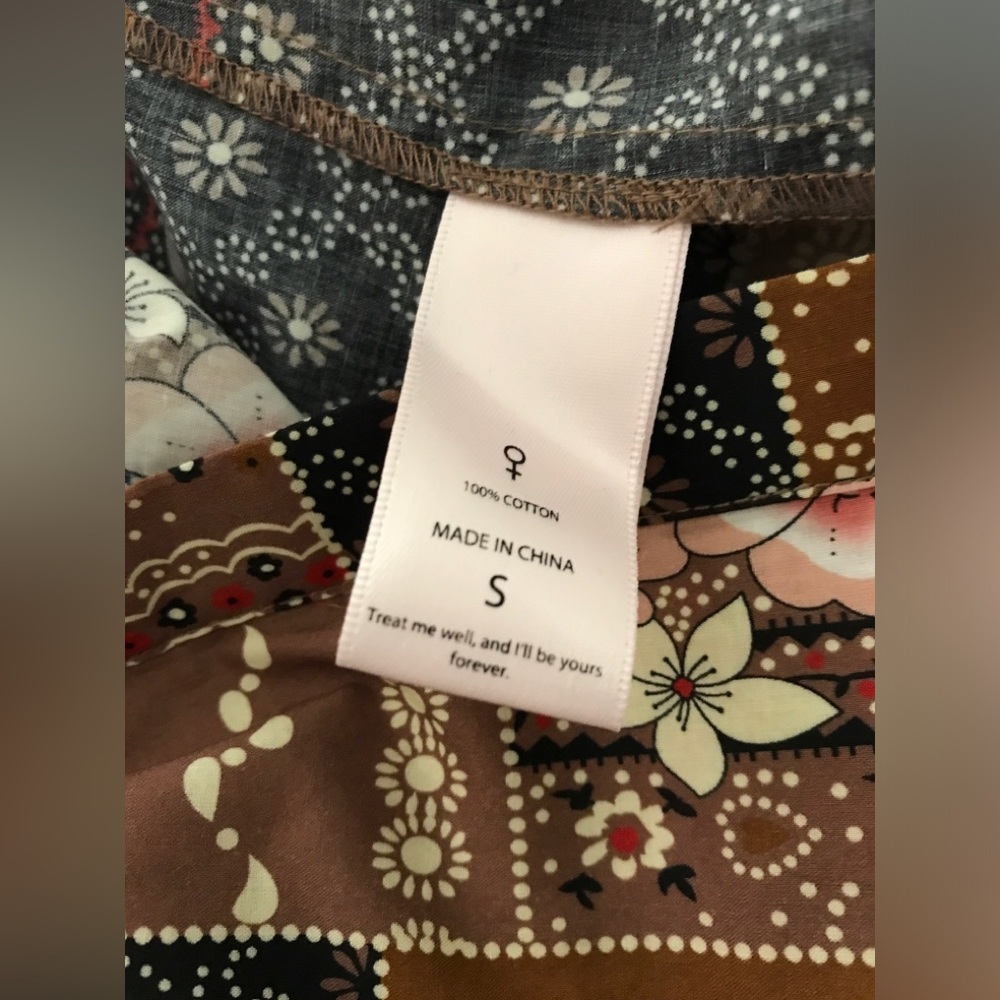 NWT Selkie The Elizabeth Blouse in Brown Pink and Black Patchouli Pattern Size S - Picture 16 of 16